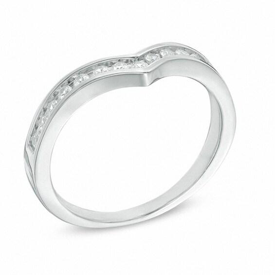 Previously Owned - 1/4 CT. T.w. Diamond Chevron Anniversary Band in 10K White Gold