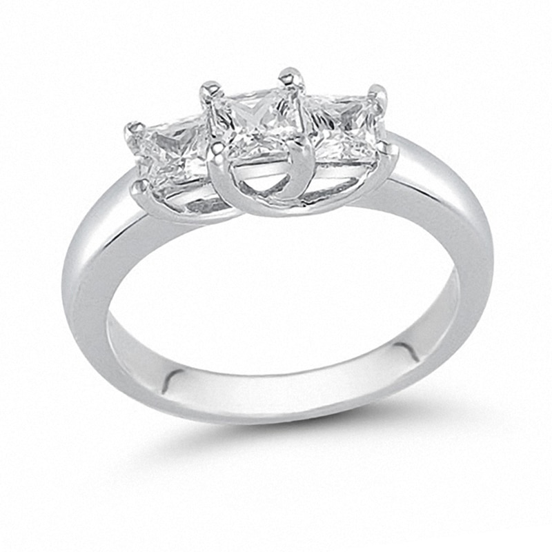 Main Image 1 of Previously Owned - 1 CT. T.W. Princess-Cut Diamond Three Stone Band in 14K White Gold (H/VS2)