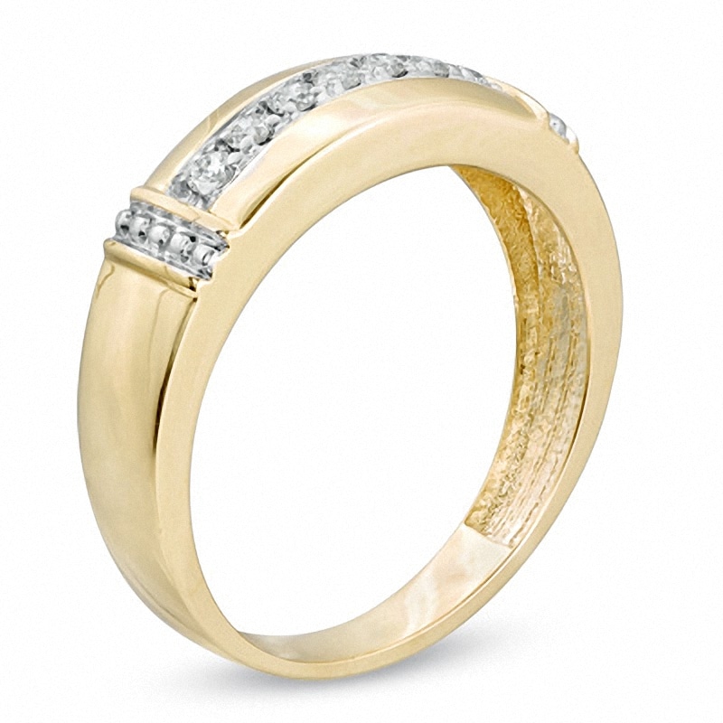 Main Image 2 of Previously Owned - Men's 1/6 CT. T.W. Diamond Collar Wedding Band in 10K Gold