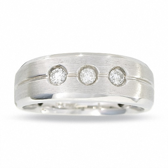 Previously Owned - 1/4 CT. T.w. Diamond Three Stone Ring in 14K White Gold