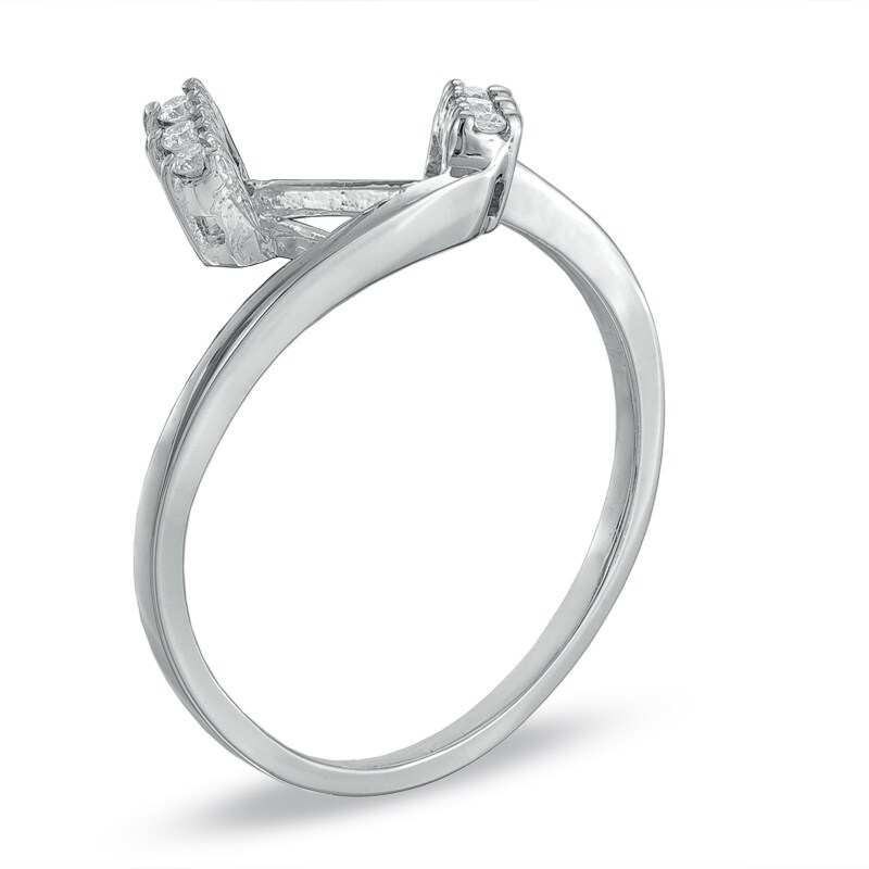 Main Image 4 of Previously Owned - 1/4 CT. T.W. Diamond Bridal Set in 10K White Gold