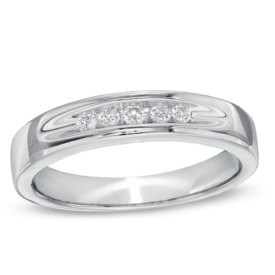 Previously Owned - 1/6 CT. T.w. Diamond Five Stone Wedding Band in 10K White Gold