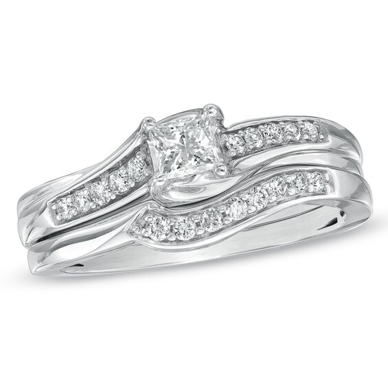 Previously Owned - 1/2 CT. T.w. Princess-Cut Diamond Bridal Set in 10K White Gold