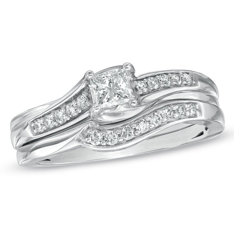Main Image 1 of Previously Owned - 1/2 CT. T.W. Princess-Cut Diamond Bridal Set in 10K White Gold