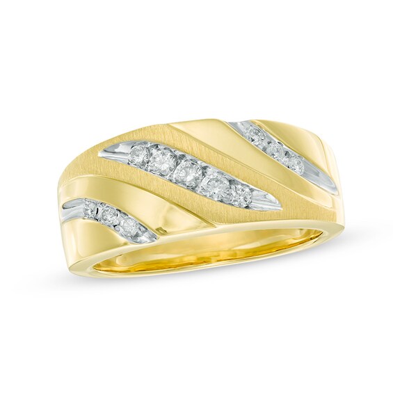 Previously Owned - Men's 1/3 CT. T.w. Diamond Three Row Swirl Slant Band in 10K Gold