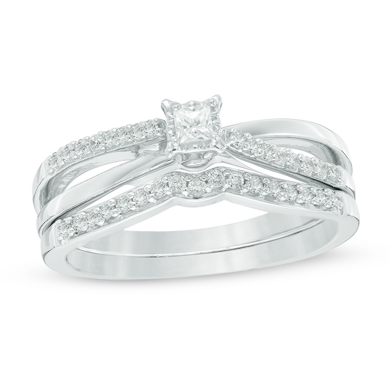 Main Image 1 of Previously Owned - 1/4 CT. T.W. Princess-Cut Diamond Crossover Bridal Set in 10K White Gold