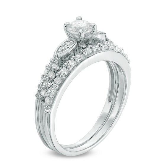 Previously Owned - 1/2 CT. T.w. Diamond Frame Bridal Set in 10K White Gold