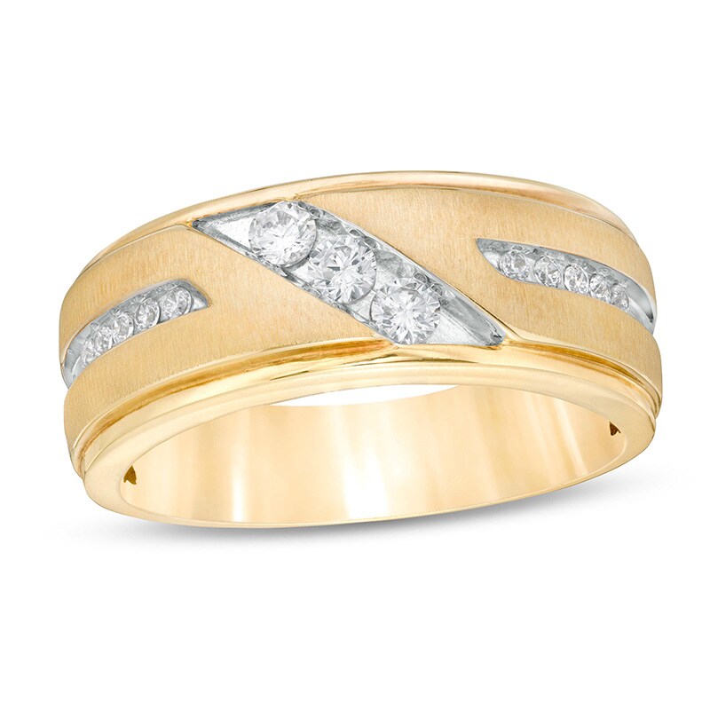 Previously Owned Men's 1/3 CT. T.W. Diamond Wedding Band in 10K Gold