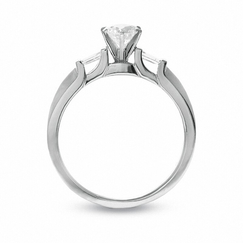 Previously Owned - 1/2 CT. T.W. Princess-Cut Diamond Engagement Ring in 14K White Gold