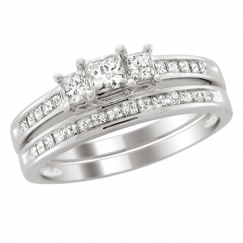 Main Image 1 of Previously Owned - 1-1/2 CT. T.W. Princess-Cut Diamond Three Stone Bridal Set in 14K White Gold