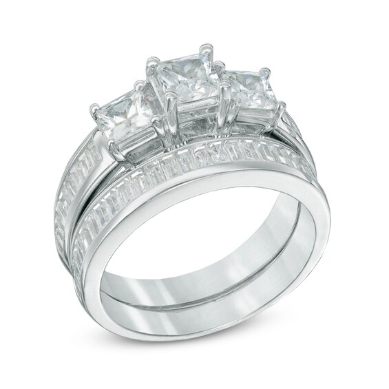 Previously Owned - 2-1/4 CT. T.w. Princess-Cut Diamond Past Present FutureÂ® Bridal Set in 14K White Gold