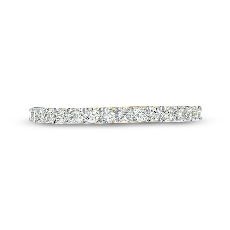 Main Image 4 of Previously Owned - 3/8 CT. T.W. Diamond Wedding Band in 10K Gold