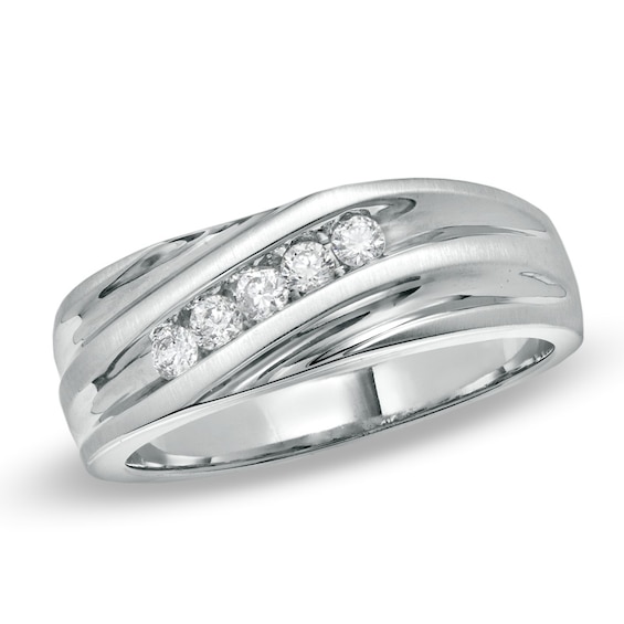 Previously Owned - 1/4 CT. T.w. Diamond Slant Wedding Band in 14K White Gold