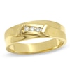 Thumbnail Image 1 of Previously Owned - Men's 1/10 CT. T.W. Diamond Wedding Band in 14K Gold