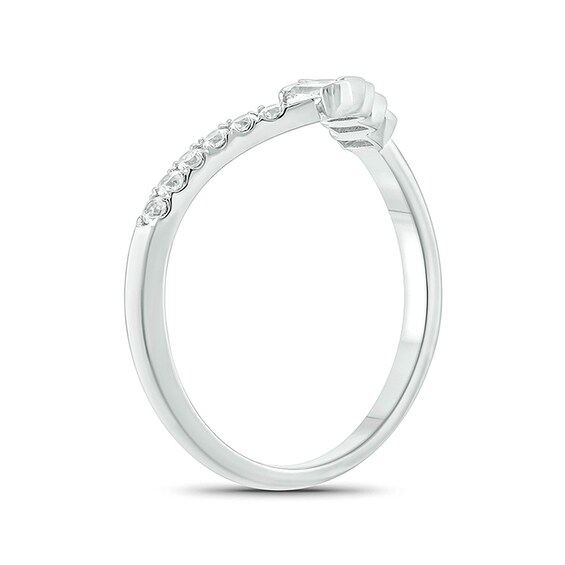 Previously Owned - 1/5 CT. T.w. Baguette and Round Diamond Chevron Ring in 10K White Gold