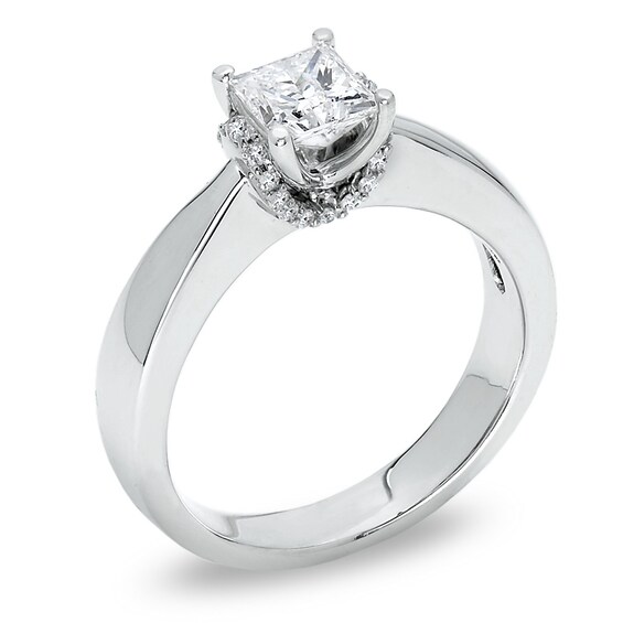 Previously Owned - 1 CT. T.w. Princess-Cut Diamond Ribbon Ring in 14K White Gold
