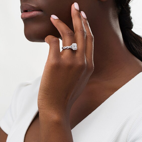 Previously Owned - Vera Wang Love Collection 1 CT. T.w. Princess-Cut Diamond Frame Engagement Ring in 14K White Gold