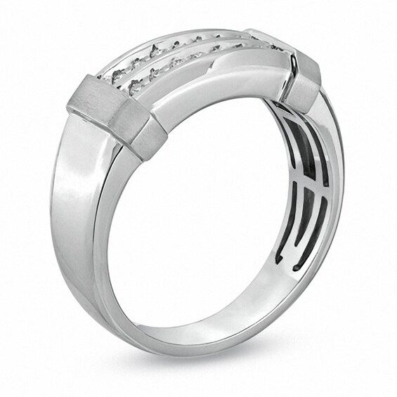 Previously Owned - 1/5 CT. T.w. Diamond Double Row Wedding Band in 10K White Gold