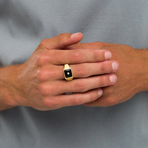 Previously Owned - Emerald-Cut Onyx and Diamond Accent Grooved Shank Ring in 10K Gold