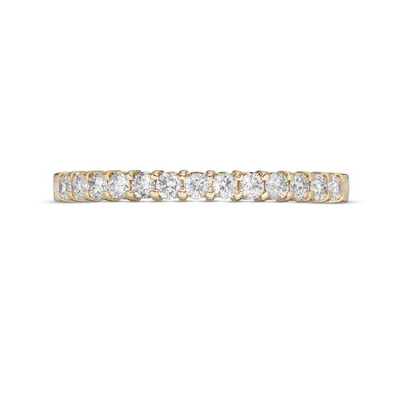 Previously Owned - 1/4 CT. T.w. Diamond Anniversary Band in 14K Gold