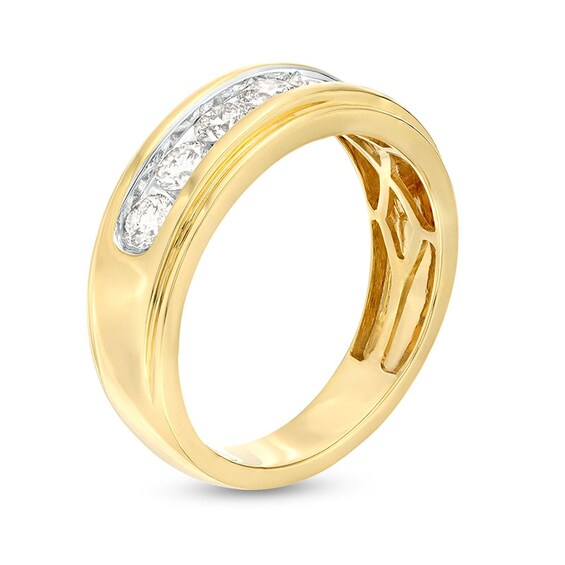 Previously Owned - 1-1/5 CT. T.w. Diamond Seven Stone Wedding Band in 10K Gold