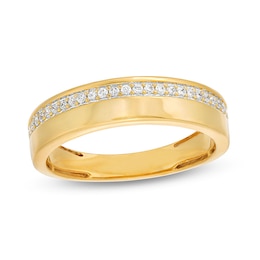 Previously Owned - 1/4 CT. T.W. Diamond Wedding Band in 10K Gold