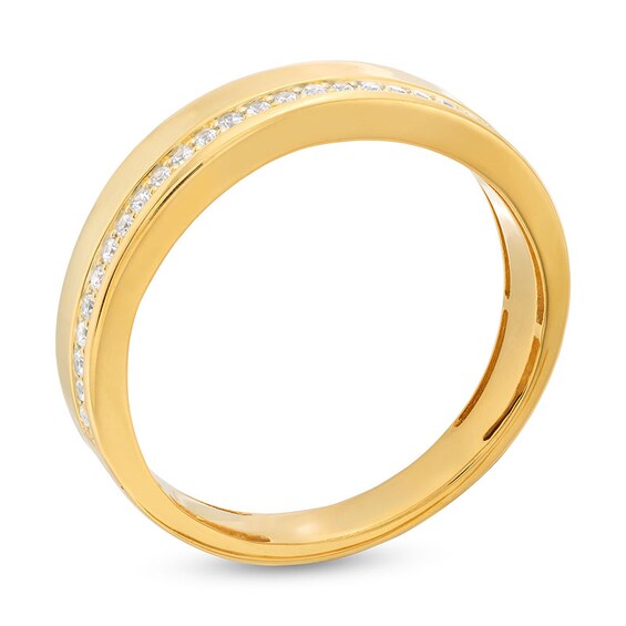 Previously Owned - 1/4 CT. T.w. Diamond Wedding Band in 10K Gold