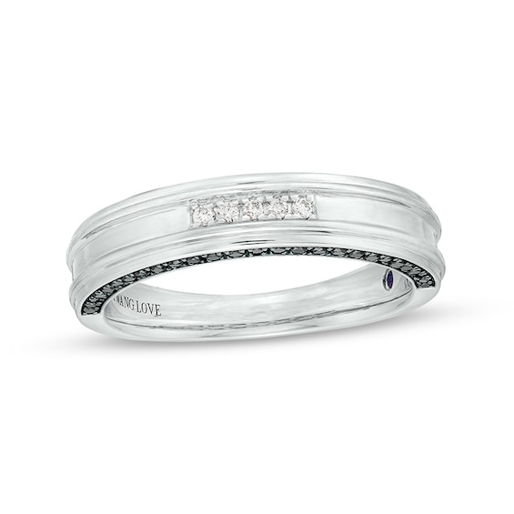 Previously Owned - Vera Wang Men's 1/3 CT. T.w. Black and White Diamond Grooved Wedding Band in 14K White Gold