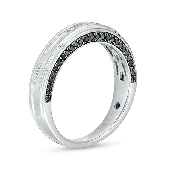 Previously Owned - Vera Wang Men's 1/3 CT. T.w. Black and White Diamond Grooved Wedding Band in 14K White Gold