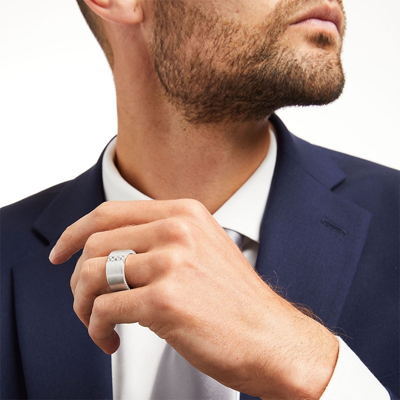 Main Image 2 of Previously Owned - TRUE Lab-Grown Diamonds by Vera Wang Love Men's 3/4 CT. T.W. Wedding Band in 14K White Gold