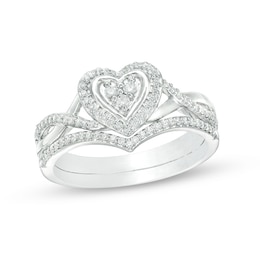 Previously Owned - 1/5 CT. T.W. Diamond Heart Frame Twist Bridal Set in 10K White Gold