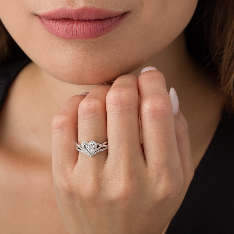 Main Image 3 of Previously Owned - 1/5 CT. T.W. Diamond Heart Frame Twist Bridal Set in 10K White Gold