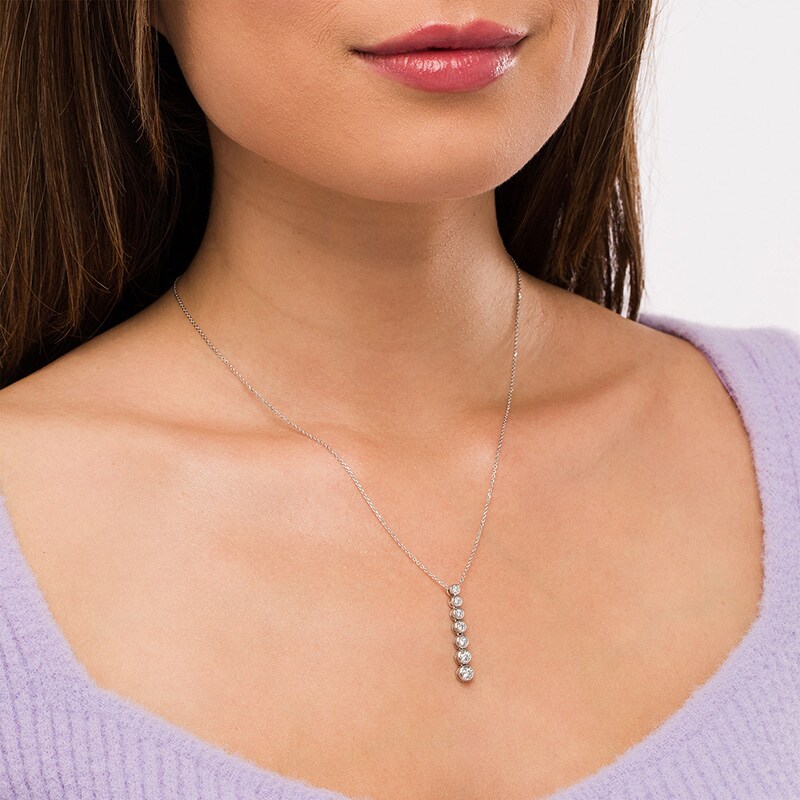 Main Image 3 of Previously Owned - Marilyn Monroe™ Collection 1/3 CT. T.W. Diamond Graduated Drop Pendant in 10K White Gold