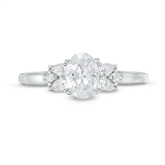 Previously Owned - Vera Wang Love Collection 1 CT. T.w. Oval Diamond Tri-Sides Engagement Ring in 14K White Gold