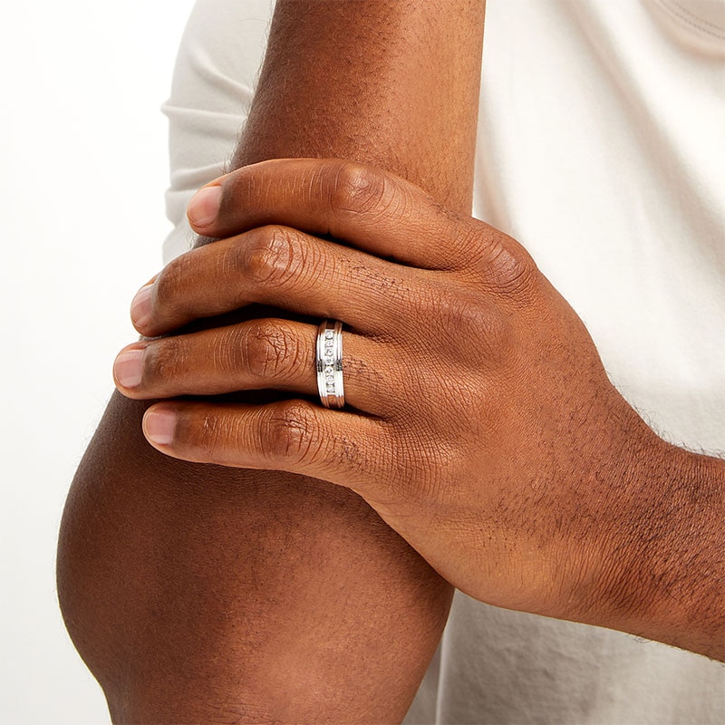 Main Image 2 of Previously Owned - 1/3 CT. T.W. Diamond Ridged Edge Seven Stone Band in 10K White Gold