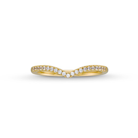 Previously Owned - 1/8 CT. T.w. Diamond Chevron Anniversary Band in 14K Gold