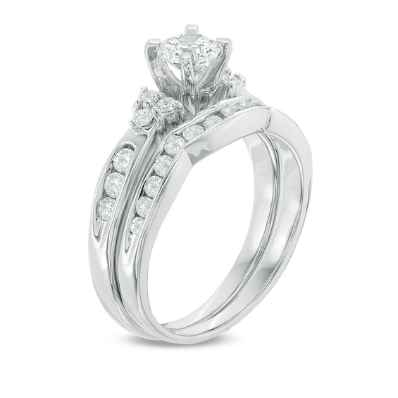 Previously Owned - 1 CT. T.w. Diamond Tri-Sides Soldered Bridal Set in 10K White Gold
