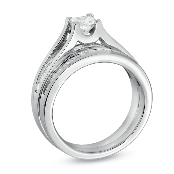 Previously Owned - 1-1/2 CT. T.w. Princess-Cut Diamond Bridge Soldered Bridal Set in 14K White Gold
