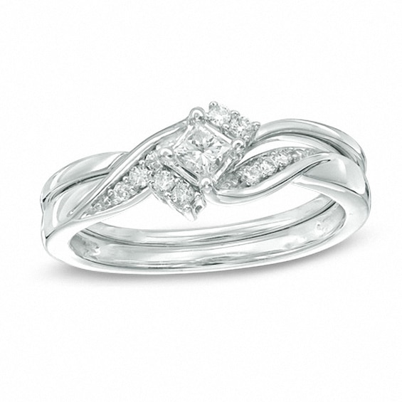 Previously Owned - 1/4 CT. T.w. Princess-Cut Diamond Soldered Bridal Set in 10K White Gold