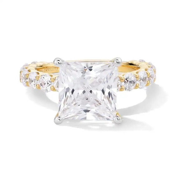 Previously Owned - Vera Wang Love Collection 5-1/2 CT. T.w. Princess-Cut Lab-Grown Diamond Engagement Ring in 14K Gold