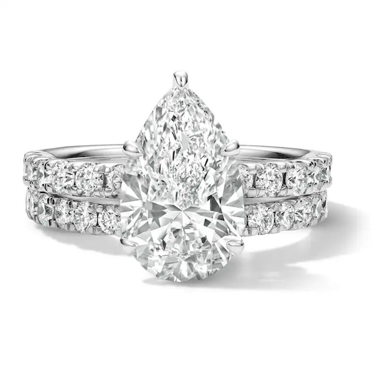 Previously Owned - 4-1/3 CT. T.w. Lab-Grown Diamond Pear-Shaped Bridal Set in 14K White Gold (F/Vs2)