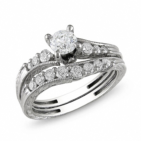 Previously Owned - 1 CT. T.w. Diamond Slant Soldered Bridal Set in 14K White Gold