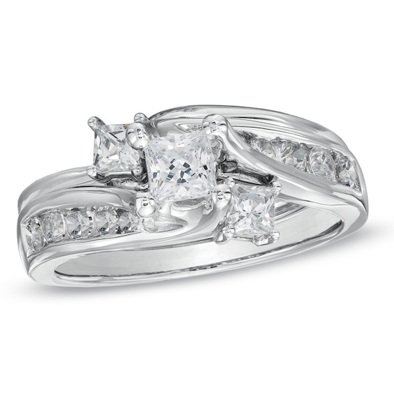 Previously Owned - 1 CT. T.w. Princess-Cut Diamond Three Stone Soldered Bridal Set in 14K White Gold