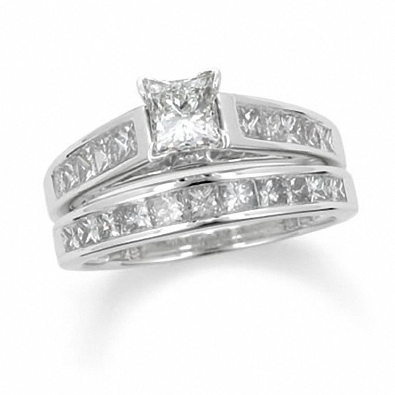 Previously Owned - 1 CT. T.w. Princess Cut Diamond Soldered Bridal Set in 14K White Gold