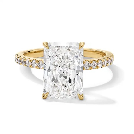 Previously Owned - Classic Heirloom 4-1/4 CT. T.w. Radiant-Cut Lab-Grown Diamond Engagement Ring in 14K Gold (F/Vs2)