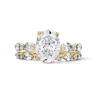 Previously Owned - Romantic Bouquet 4 CT. T.W. Oval Lab-Grown Diamond Bridal Set in 14K Gold (F/VS2)